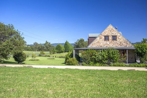 Stone Cottage - Kempsey Accommodation 2