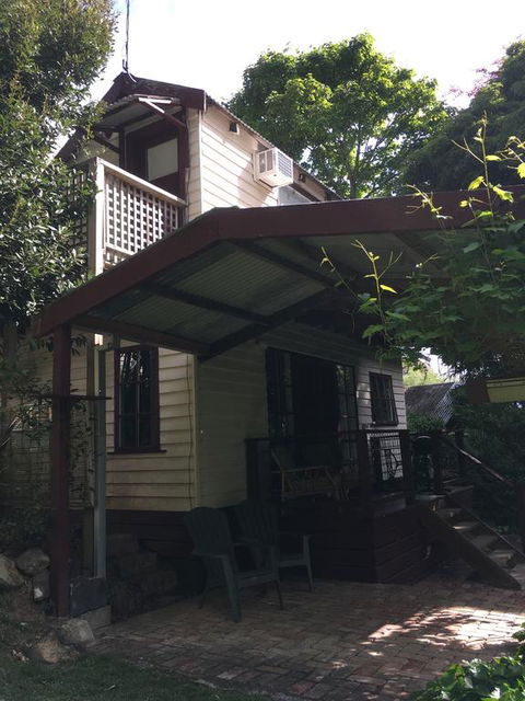 Stone's Throw Cottage Bed And Breakfast - Kempsey Accommodation 2