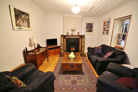 Stonewall Cottage - Kempsey Accommodation 2