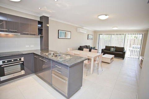 Stonewood Villas - Kempsey Accommodation 0
