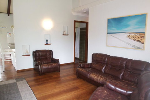 Stouty's At Hat Head - Kempsey Accommodation 3