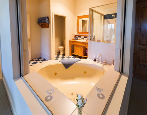 Strathearn Park Lodge - Kempsey Accommodation 3