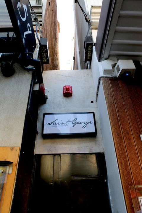 Studio 4 - Saint George Accommodation - Kempsey Accommodation 3