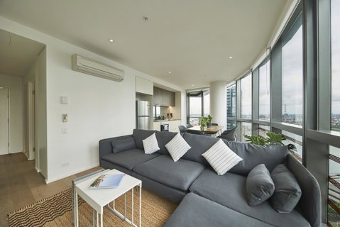STUNNING 2 BED 2 BATH STYLISH UNIT // FREE PARKING - Kempsey Accommodation 3