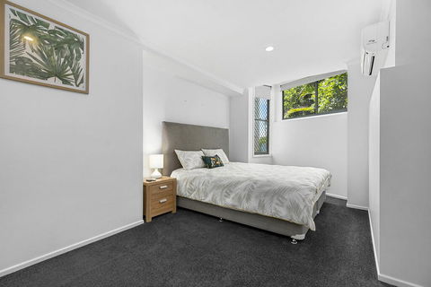 Stunning Beach Front Villa At Castaway Cove - Kempsey Accommodation 1