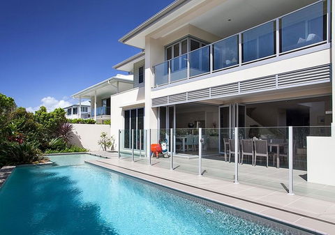 Stunning Beachside Home Minutes From Coolum Beach - Kempsey Accommodation 0