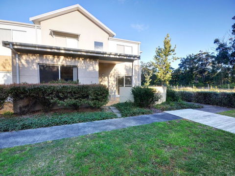 Stunning Holiday Townhouse - Kempsey Accommodation 0
