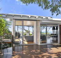 Stunning Seaviews Sunshine Beach - Kempsey Accommodation