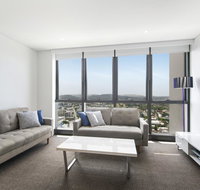 Stunning Views on the 41st Floor - Kempsey Accommodation