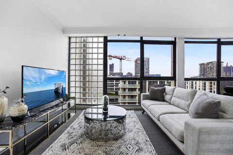Stylish And Spacious Apt With Double Living Room - Kempsey Accommodation 1
