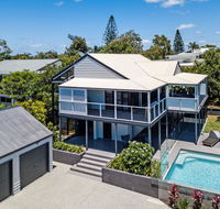 Stylish and spacious masterpiece Sunshine Beach - Kempsey Accommodation