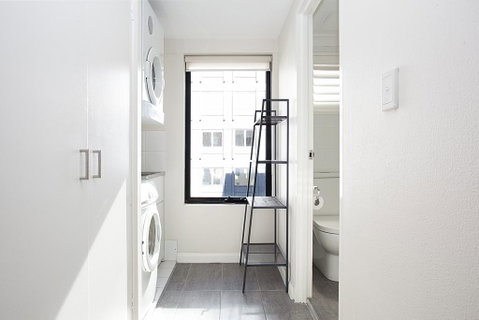 Stylish Loft Steps From City In Best Neighbourhood - Kempsey Accommodation 3