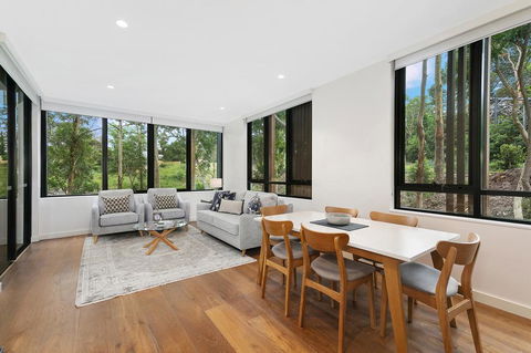 Stylish Lux Home With Hotel Grade Cleanliness - Kempsey Accommodation 0