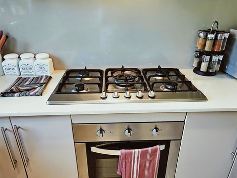 Stylish Private Bathroom-Luxurious Modern Big Home - Kempsey Accommodation 1