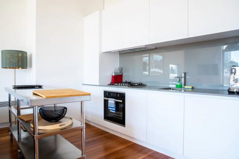 Stylish Warehouse Convert 2 Bedroom Apartment - Kempsey Accommodation 1