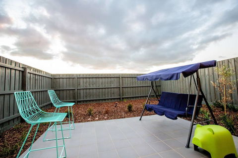 StylishTownhouse@Narre Warren/TrainStation/SC - Kempsey Accommodation 1