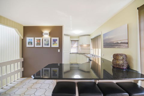 Summer Place - 24 Shearwater Street - Kempsey Accommodation 2