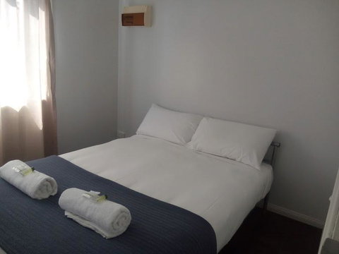 Summit Cabin - Kempsey Accommodation 0