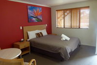 Summit Motel