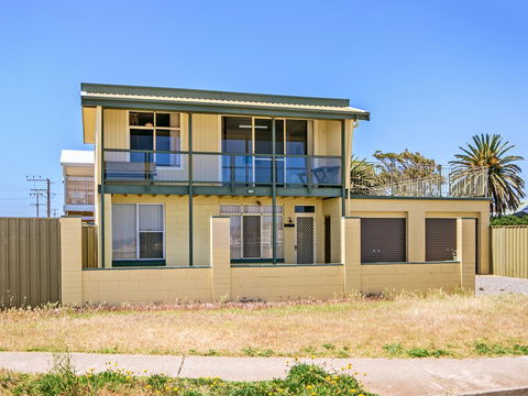 Sun And Fun - Kempsey Accommodation 0