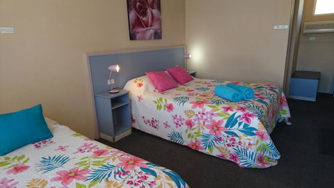 Sunflower Motel - Kempsey Accommodation 0