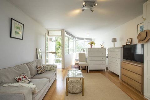 Sunlit Studio In The Trees, Walk To The Beach - Kempsey Accommodation 0