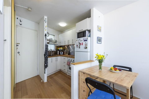 Sunlit Studio In The Trees, Walk To The Beach - Kempsey Accommodation 3