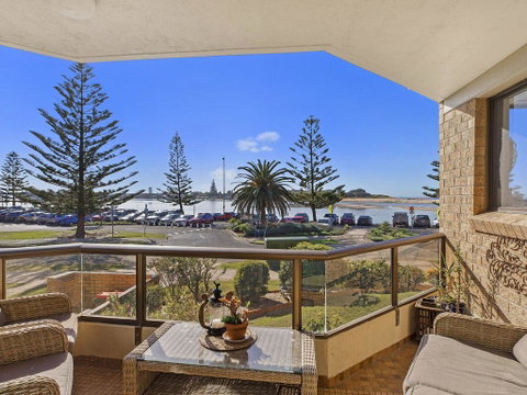 Sundowner Apartment 2 - Kempsey Accommodation 0