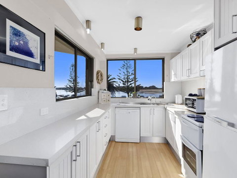 Sundowner Apartment 2 - Kempsey Accommodation 1