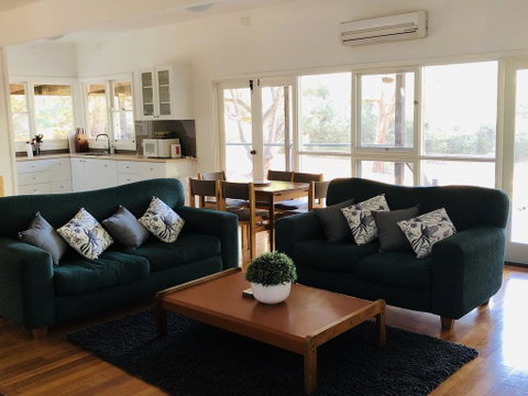 Sunny Corner Lake Eildon - Kempsey Accommodation 2