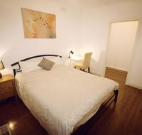Sunny House - Melbourne Airport Home - Kempsey Accommodation