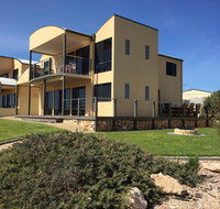 Sunset Cove Beach House - Kempsey Accommodation