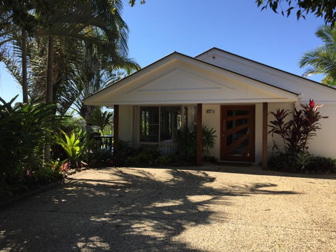 Sunshine Coast Tropical Getaway - Kempsey Accommodation 2