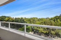 Super Convenient Apartment with Garden Views