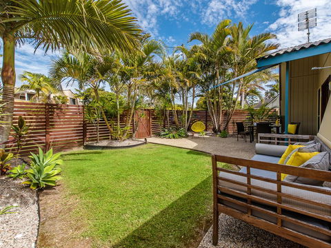Surf Club House, Pet Friendly, Sunshine Coast, Holiday House, Marcoola - Kempsey Accommodation 3