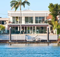 Surfers Paradise Escape - Waterfront House - Kempsey Accommodation