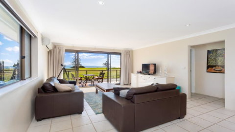 Surfspray 3 - Pebbly Beach - Kempsey Accommodation 0