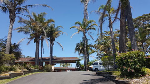 Tabourie Lake Motor Inn - Kempsey Accommodation 0