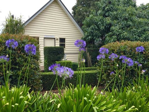 Tamborine Gardens - Kempsey Accommodation 1