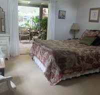 Tamborine Treats - Kempsey Accommodation