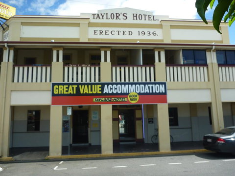 Taylors Hotel - Kempsey Accommodation 0