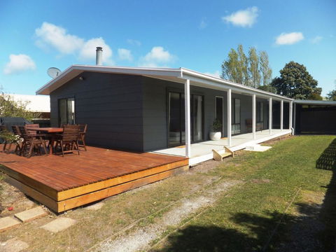 TERRIFIC ON TAMARA CRESCENT - Kempsey Accommodation 0
