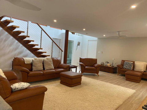 The Old Gallery - Kempsey Accommodation 1