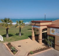 The African Reef - Kempsey Accommodation