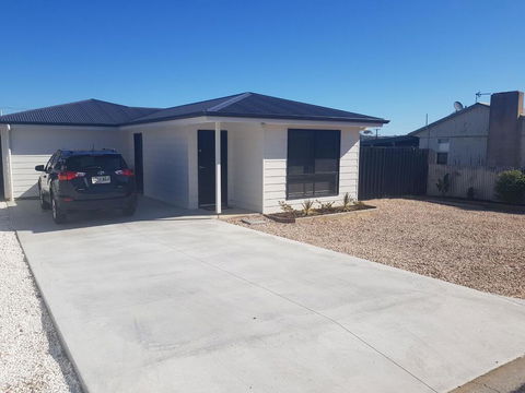 The Baltimore - Family Home Getaway - Kempsey Accommodation 1