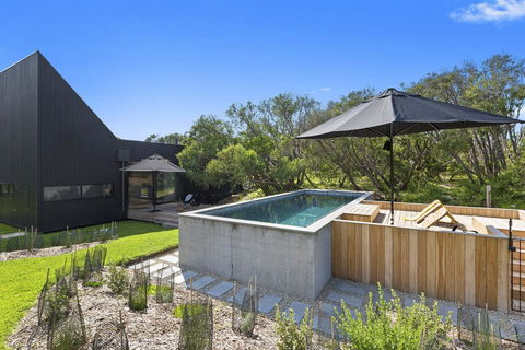 THE BATCH - St Andrews Beach - Kempsey Accommodation 0