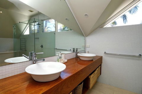 THE BEACH HOUSE - Kempsey Accommodation 0