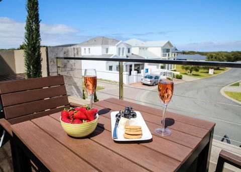 The Beach House At Bayside - Kempsey Accommodation 0