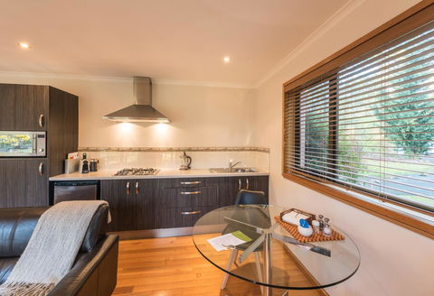 Parnella Kettering - Kempsey Accommodation 4