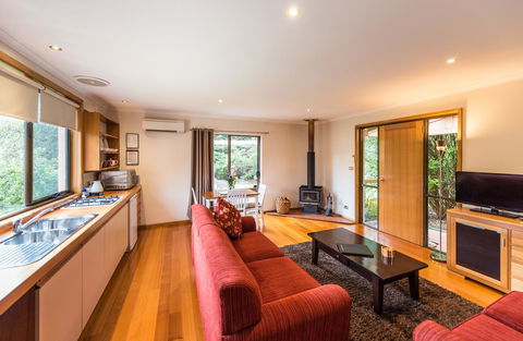 Parnella Kettering - Kempsey Accommodation 1
